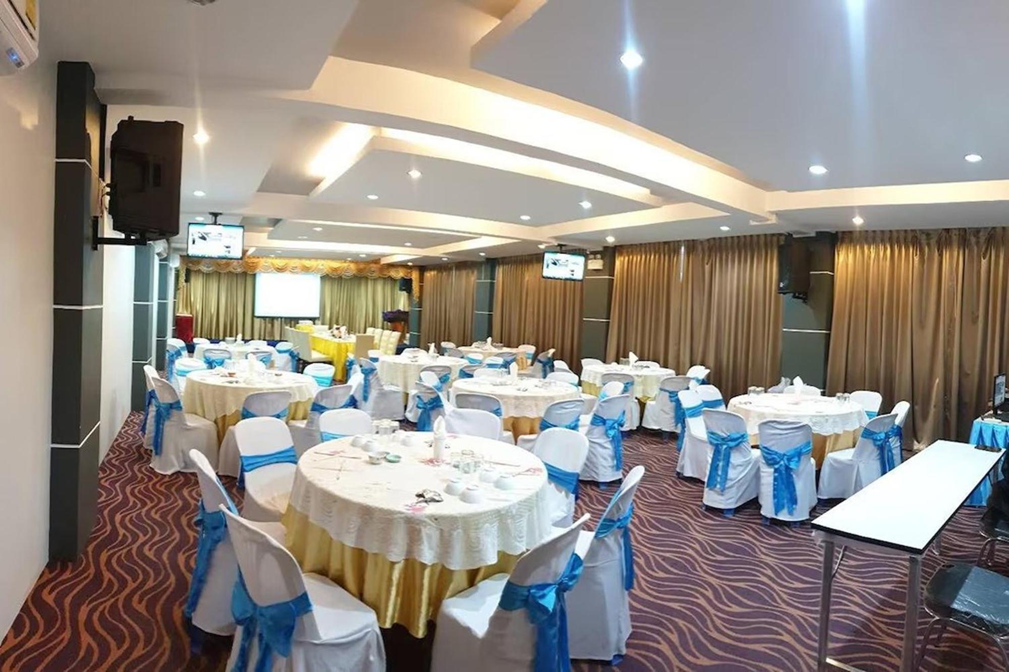 La Viva Hotel Buriram Kültér fotó