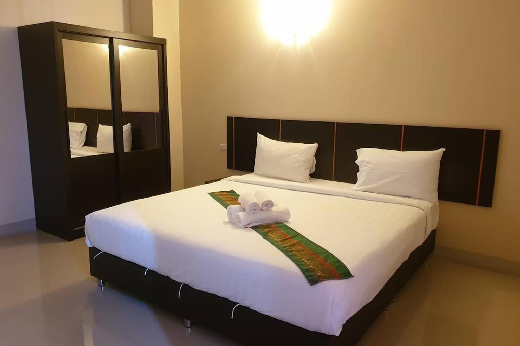 La Viva Hotel Buriram Kültér fotó